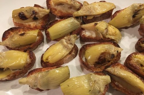 Cheese and Artichoke Canapes
