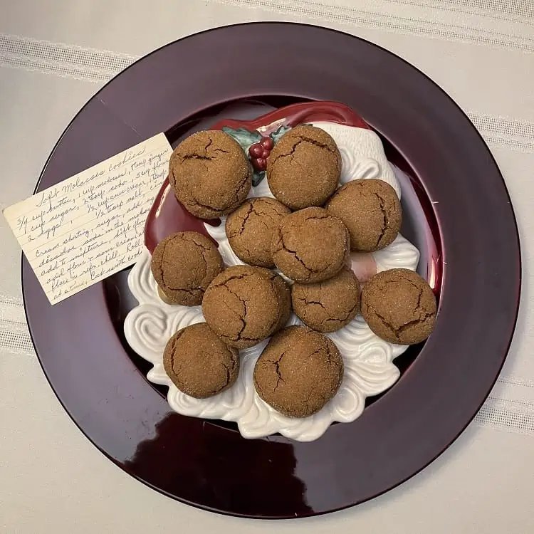 Soft Molasses Cookies – Great Holiday Memories