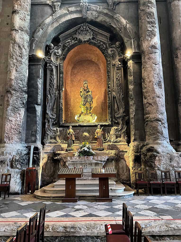 A Picture of the Altar Inside Sao Domingos - Notice the burned pillars.