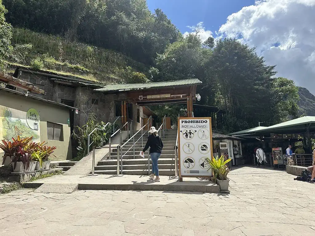 Machu Picchu Empty Entrance
