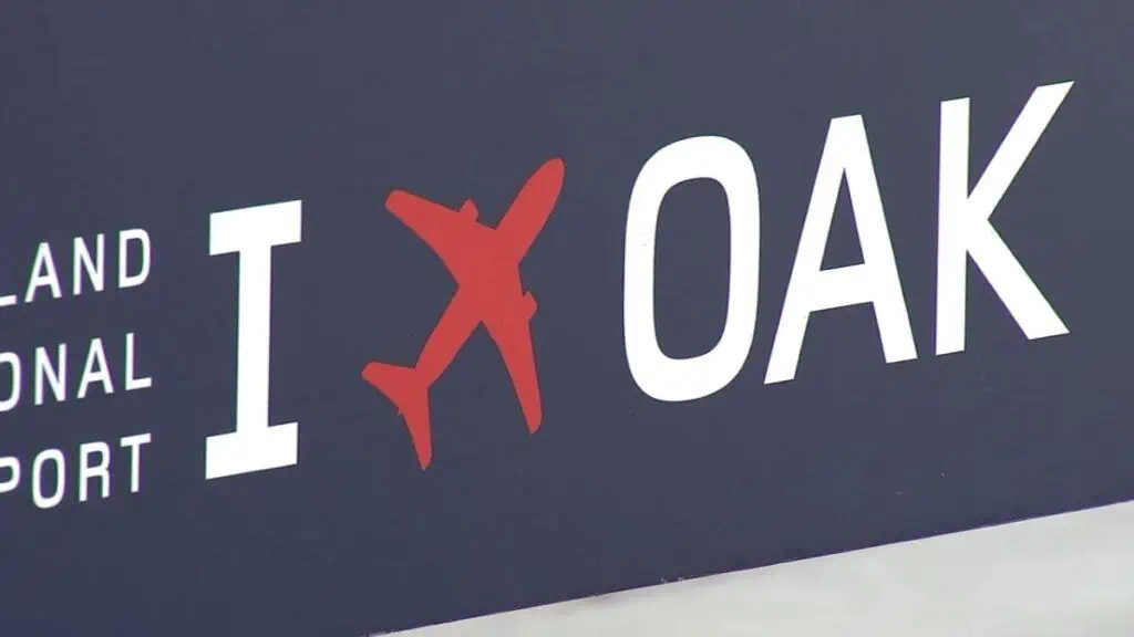 The "I Fly OAK" logo Sign