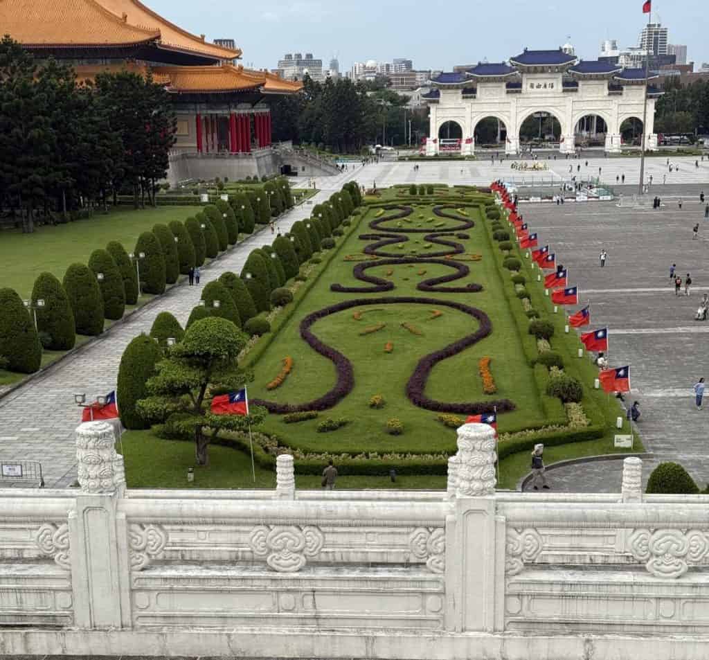 6 Day Taipei & Northern Taiwan Itinerary: Sun Moon Lake, Shifen & Taipei 101 3 One of the many manicured gardens at the memorial