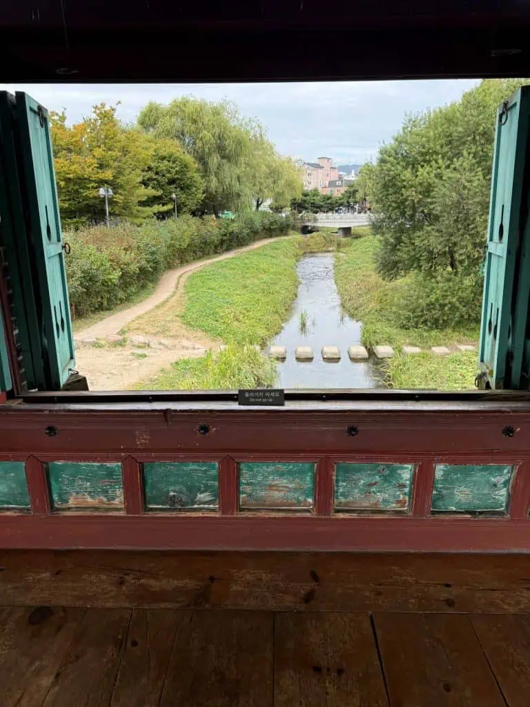 6 Days in Seoul: Royal Palaces, Korean BBQ, Hanbok, and the Unforgettable DMZ 29 Hwaseong Fortress 3