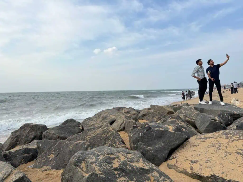 1 Day in Port: Colombo, Sri Lanka – Fishing Villages, sacred Buddhist Temples, Life In And Beyond the Capital 16 Locals cooling off at sunset on the shore line of the Laccadive Sea