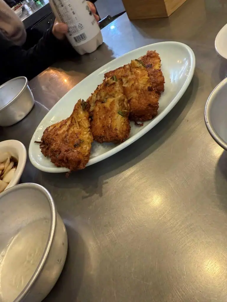 6 Days in Seoul: Royal Palaces, Korean BBQ, Hanbok, and the Unforgettable DMZ 9 Market Lunch Fritters