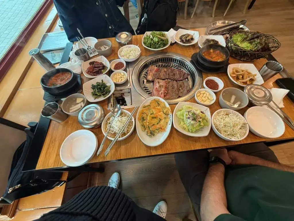 6 Days in Seoul: Royal Palaces, Korean BBQ, Hanbok, and the Unforgettable DMZ 32 Suwon Lunch