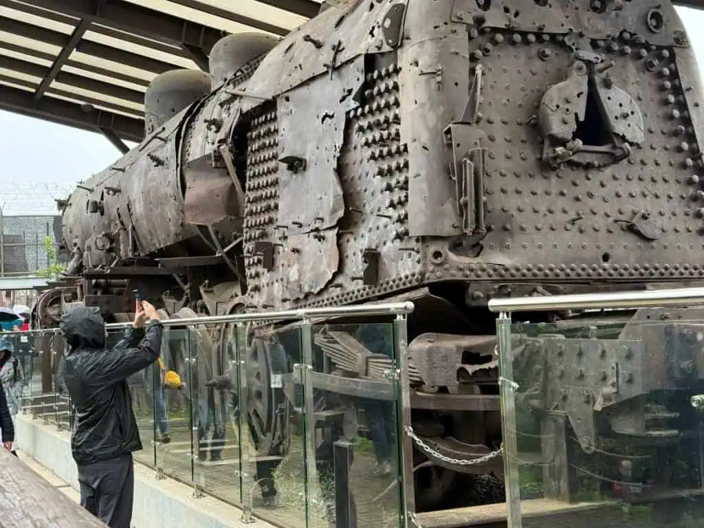 6 Days in Seoul: Royal Palaces, Korean BBQ, Hanbok, and the Unforgettable DMZ 43 Train of Freedom