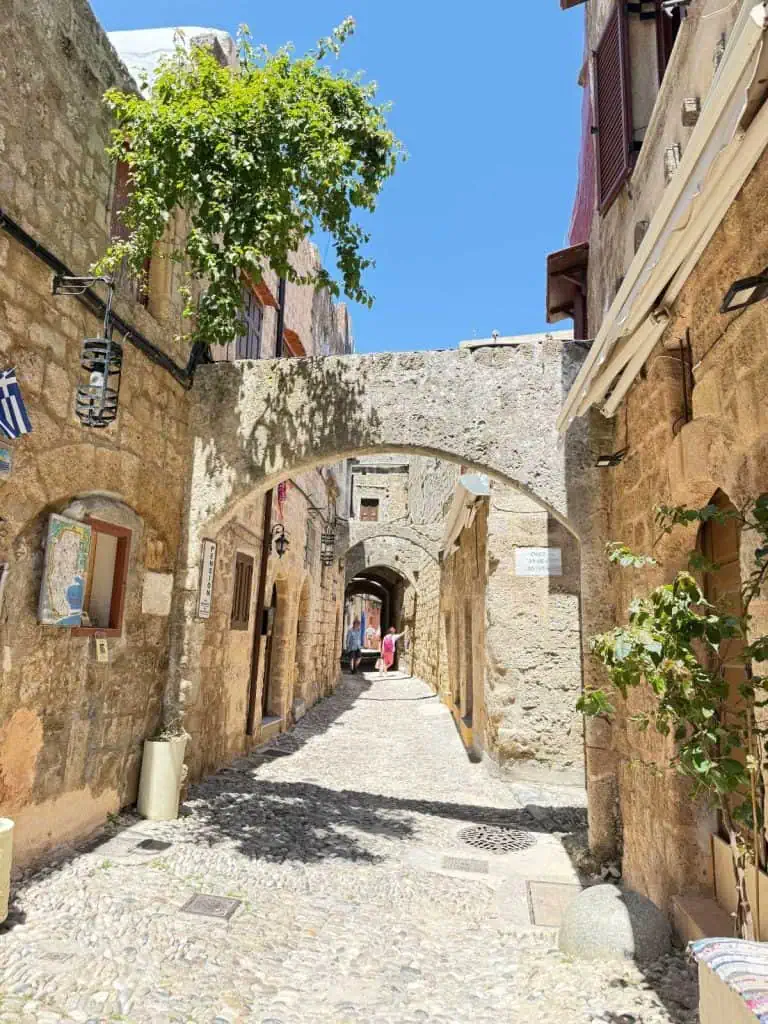 1 Day in Port: Exploring Rhodes Old Town on Foot – A Perfect Self-Guided Walk 14 Quiet Alleyway